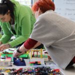 Mit kreativen Materialien gemeinsam Zukunftsbilder für die Altenhilfe entwickelt